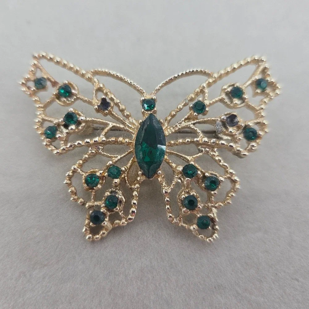 Avon Brooch Womens OS Butterfly Gold Green Rhinestone Filigree EUC